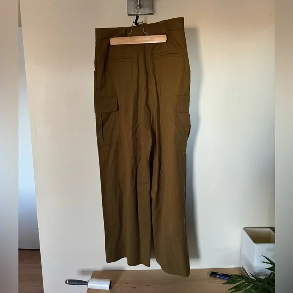 NWT Shona Joy Sara set - utility relaxed pant and fitted vest - Picture 9 of 10